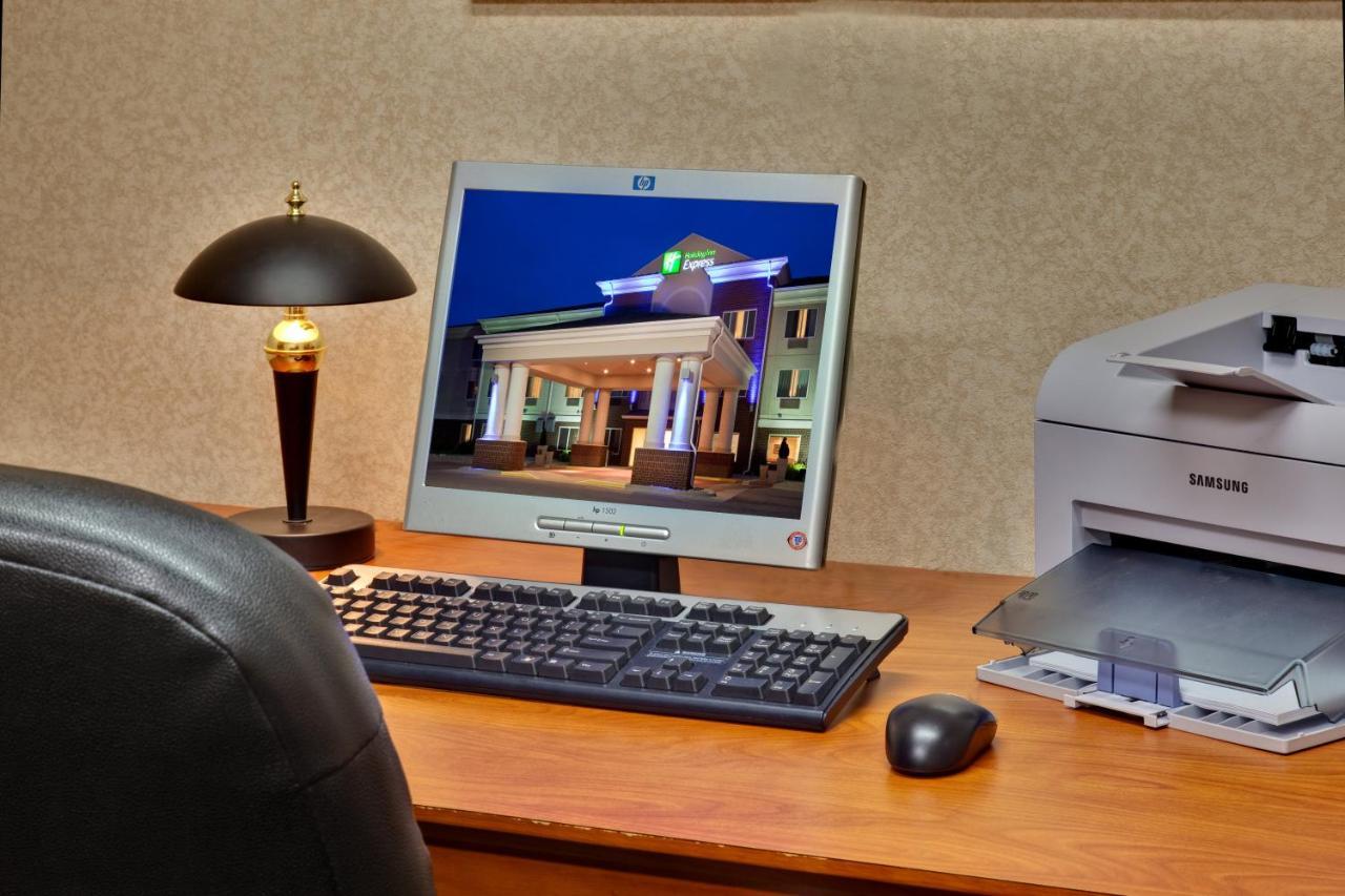 Express & Vermillion, An Ihg Hotel 3*